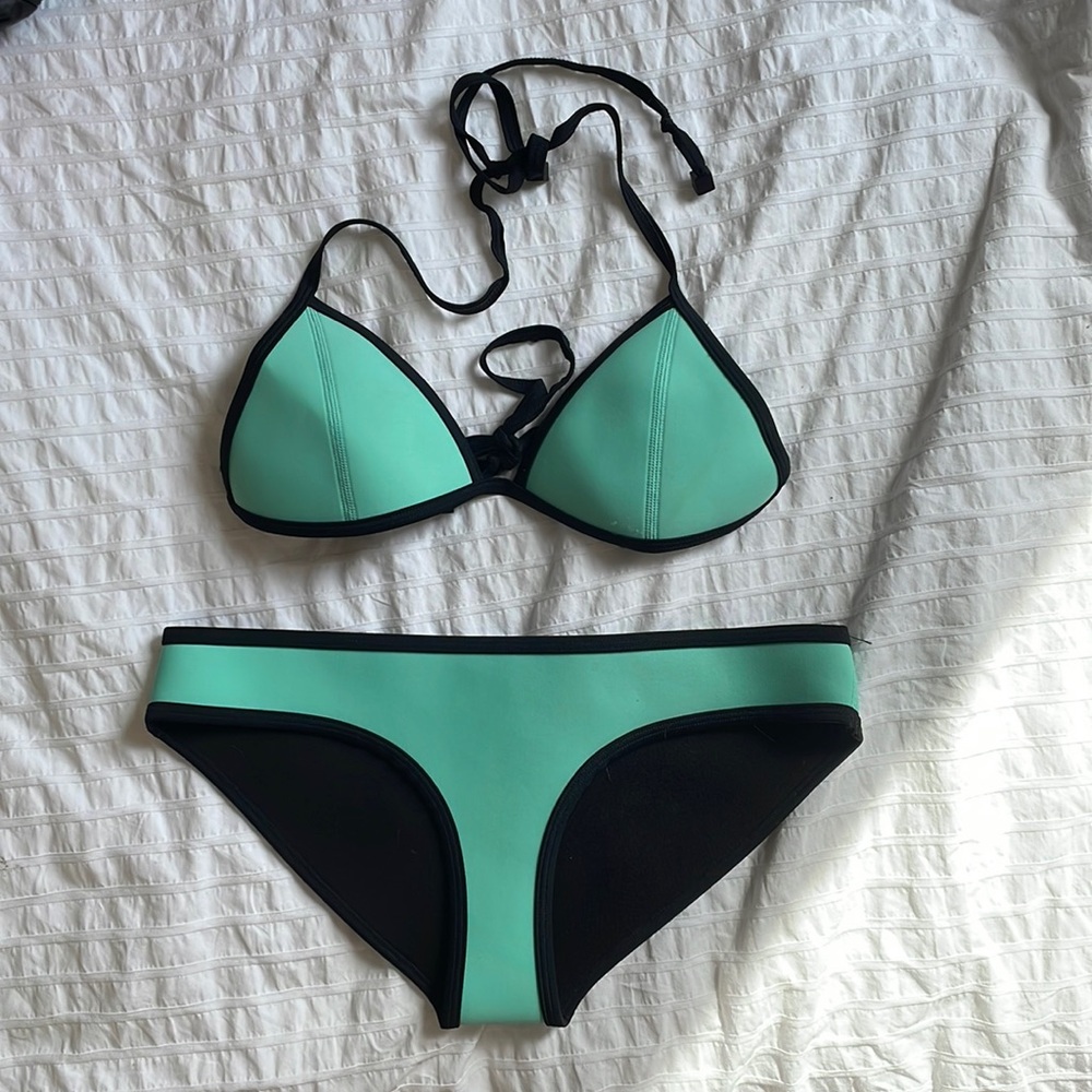 triangl neoprene green bikini